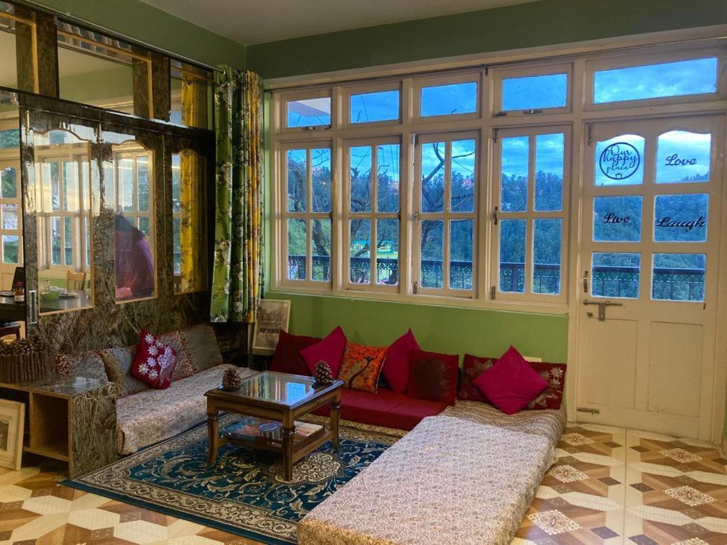 Zu-Zu Hostels Shimla Zewnętrze zdjęcie