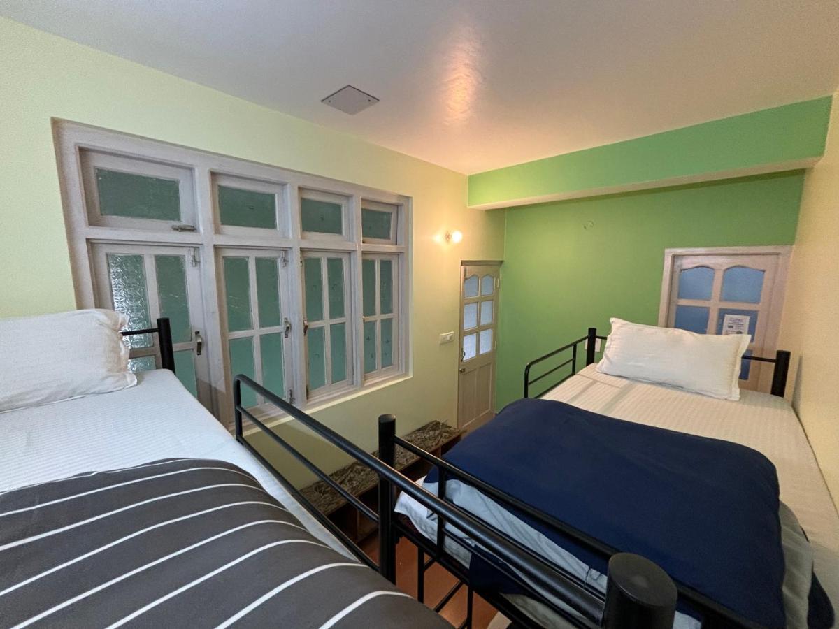 Zu-Zu Hostels Shimla Zewnętrze zdjęcie
