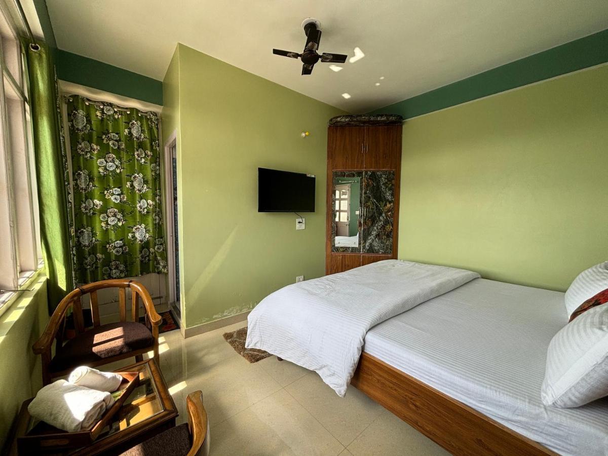 Zu-Zu Hostels Shimla Zewnętrze zdjęcie
